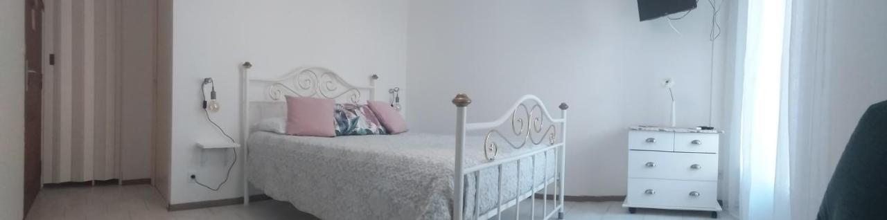 Les Chambres De Colema Pino 외부 사진